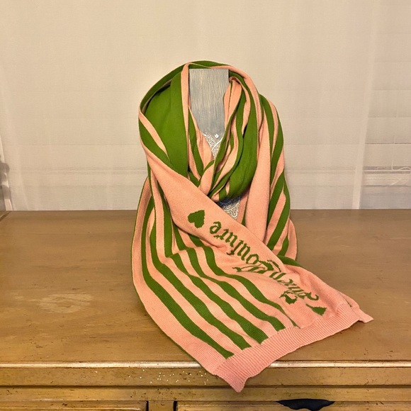 Juicy Couture Scarf and Ski Hat - Picture 7 of 7